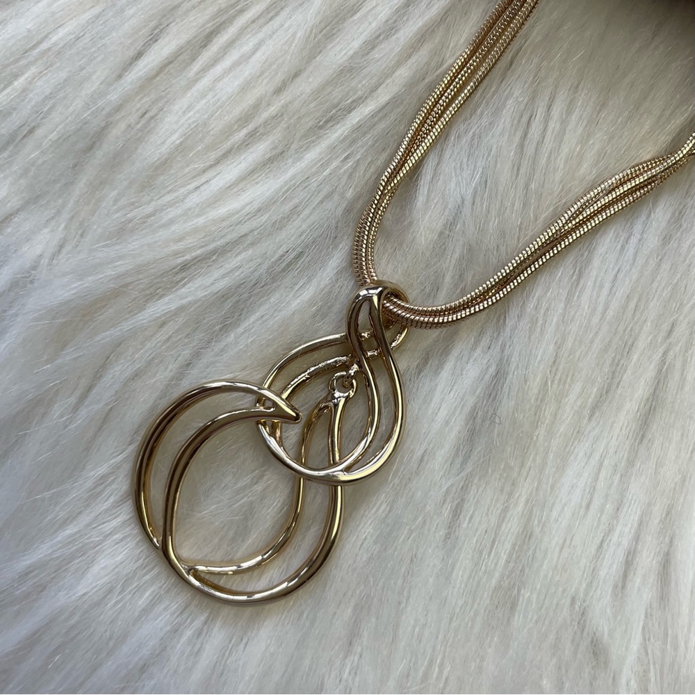 Napier gold tone necklace